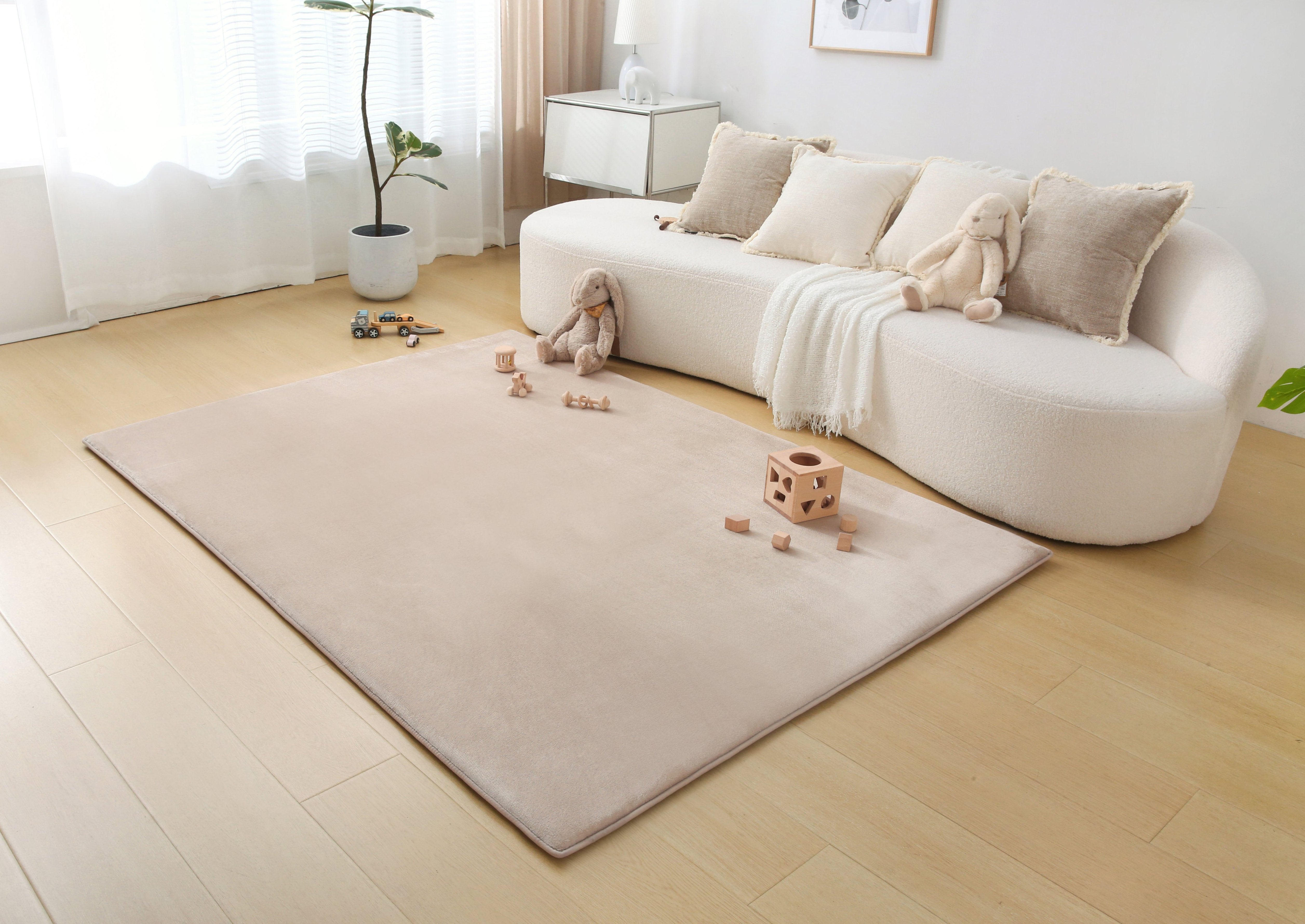 Plush Play Mat – Beige