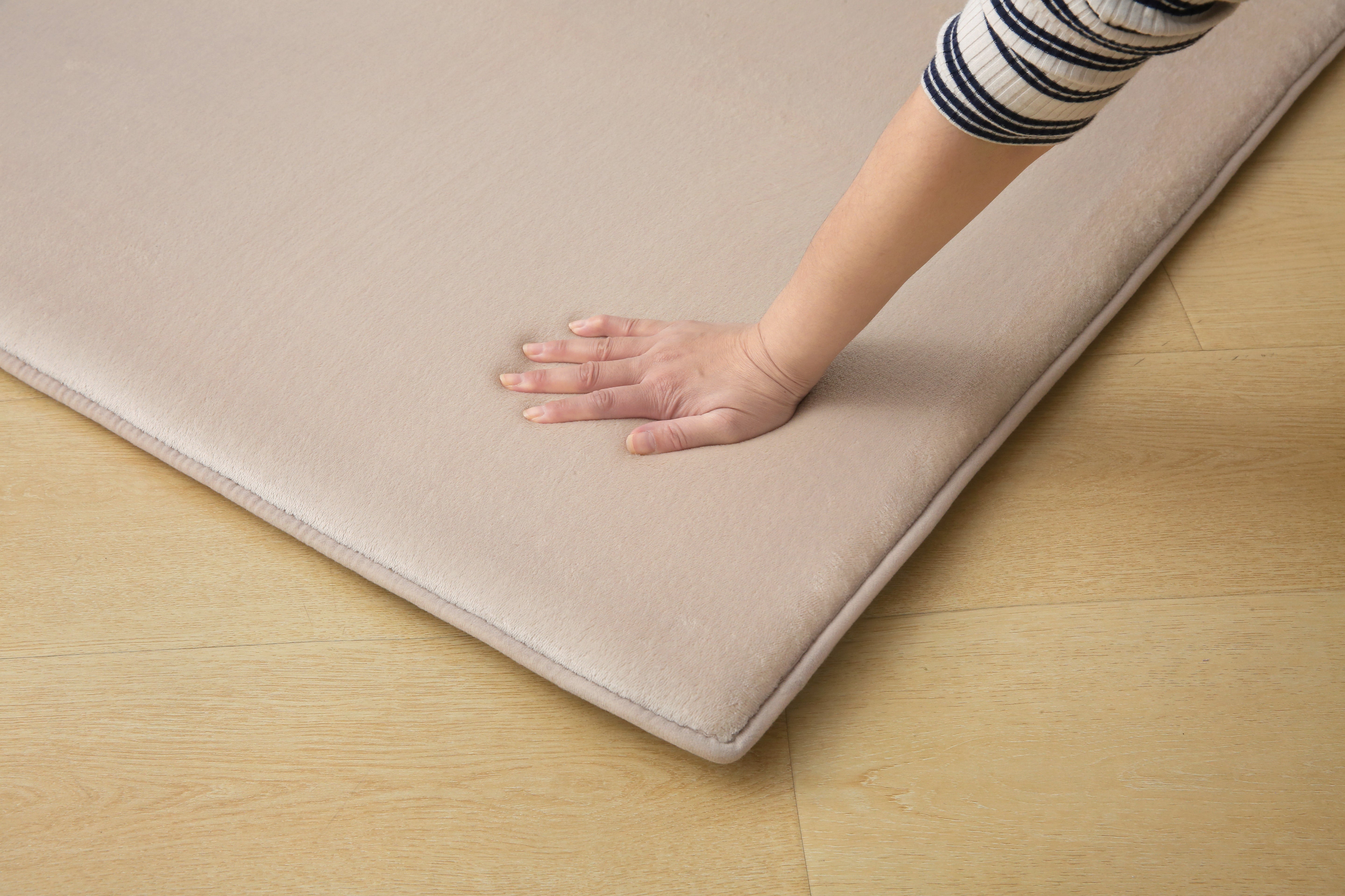 Plush Play Mat – Beige