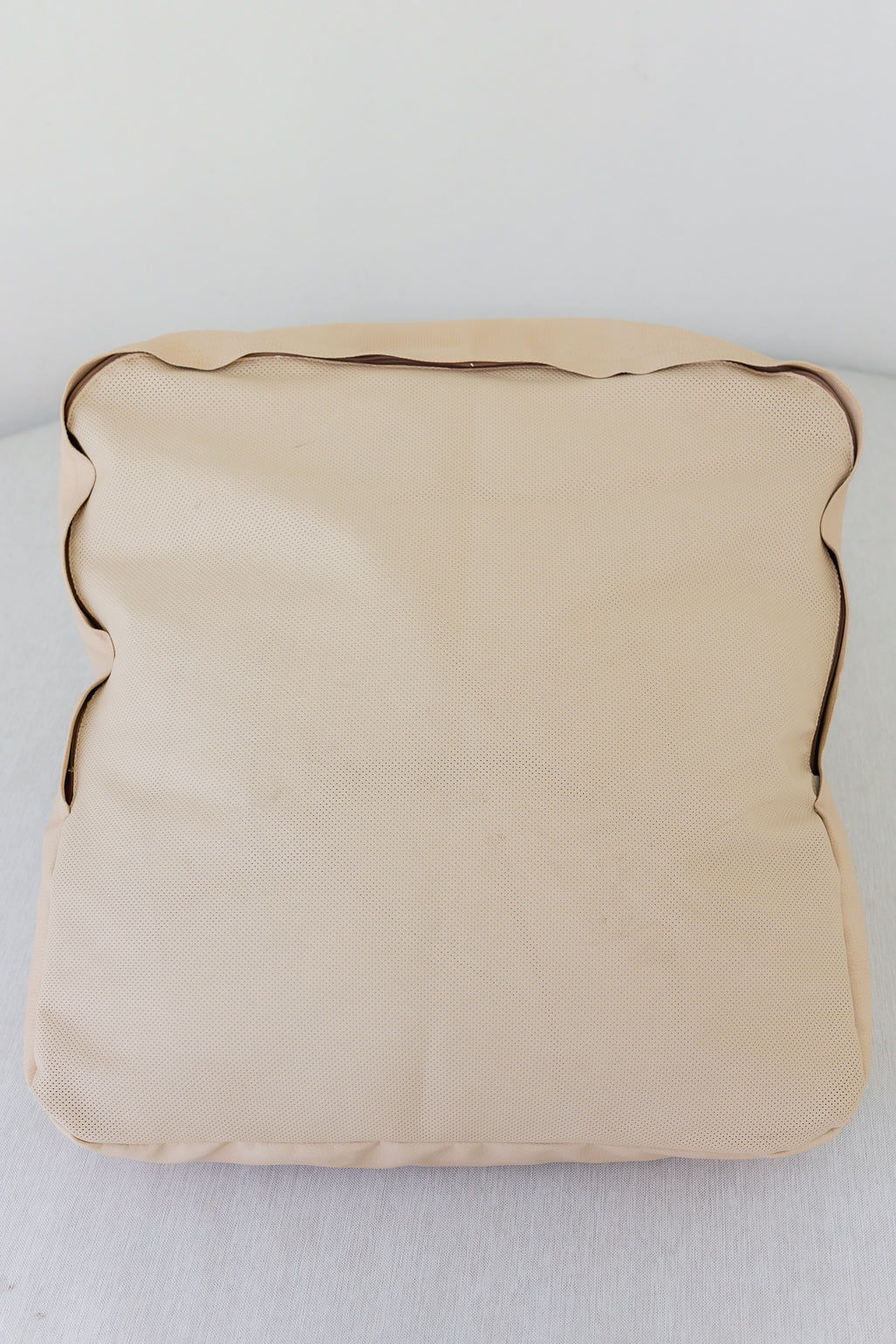 Luxe Mini Lounger - Latte