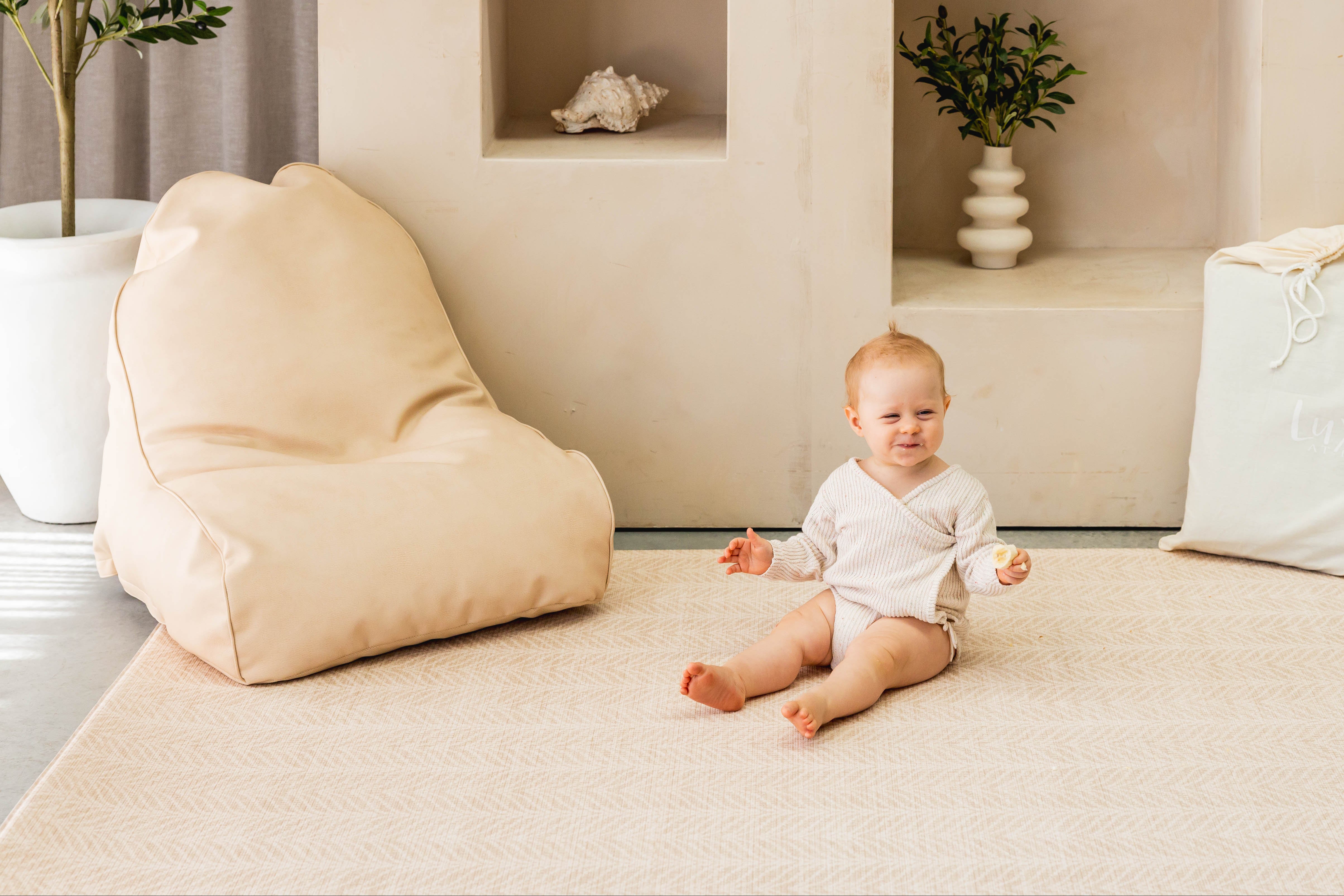 Luxe Mini Lounger - Latte