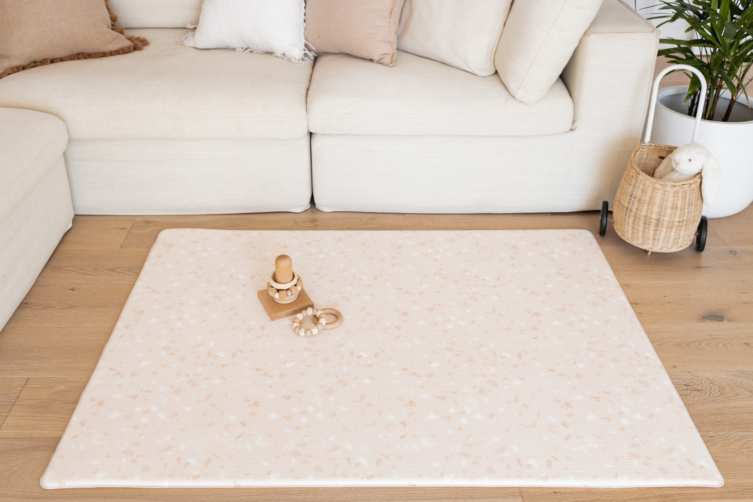 SMALL: Latte Terrazzo / Latte Linen Play Mat