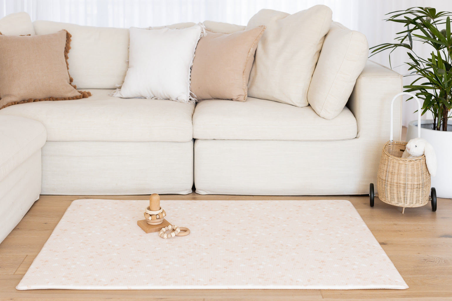 SMALL: Latte Terrazzo / Latte Linen Play Mat