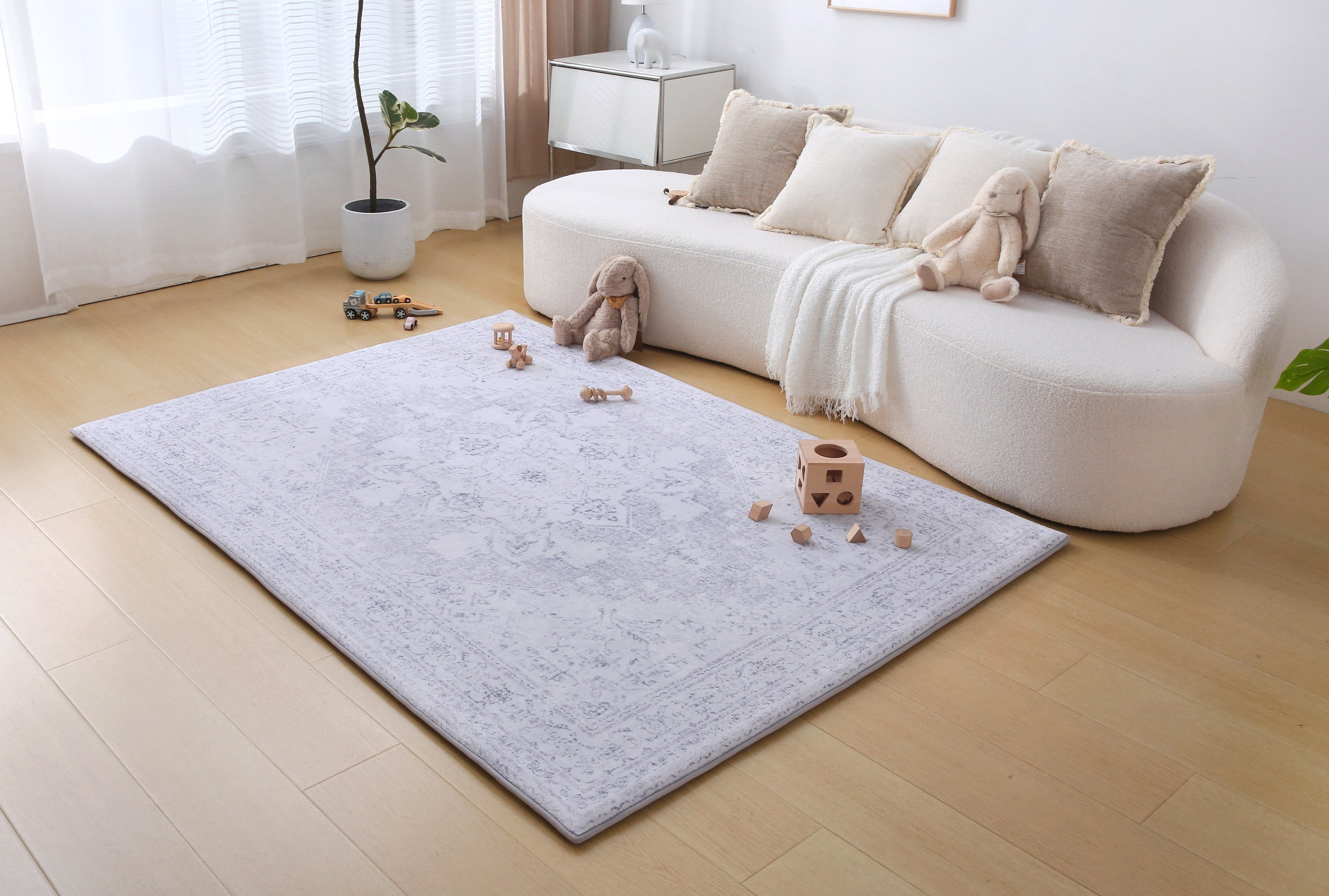 Plush Play Mat - Persian Vintage - Grey