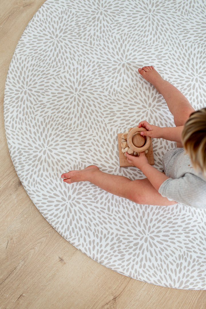 ROUND: Pink Petal / Petal Play Mat