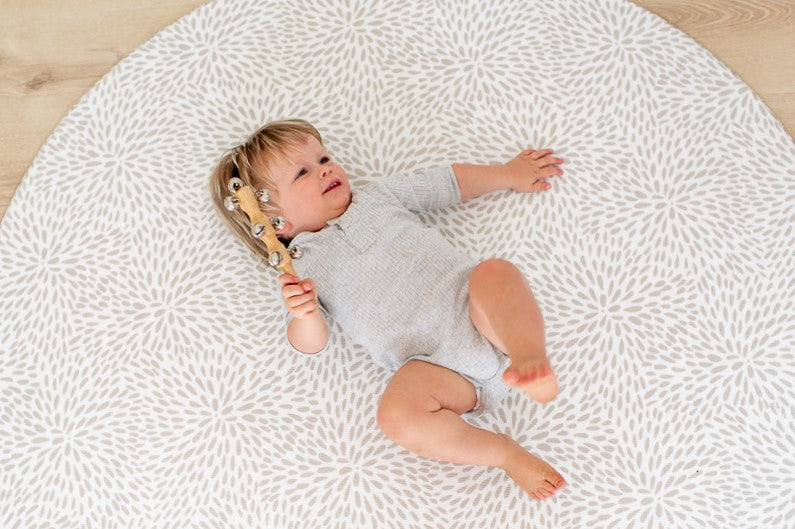 ROUND: Sage Scallops / Petal Play Mat