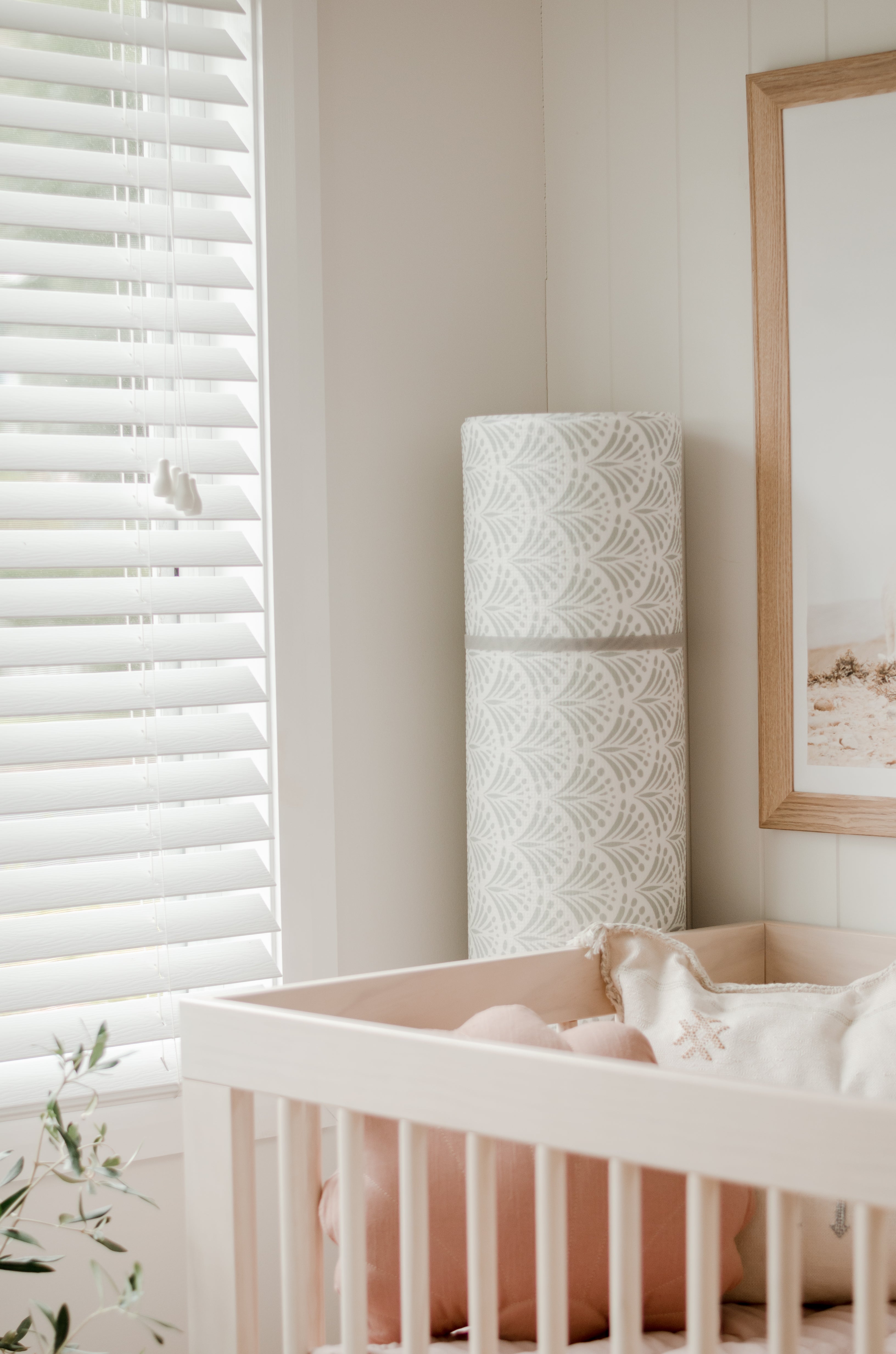 LARGE: Sage Scallops / Petal Play Mat