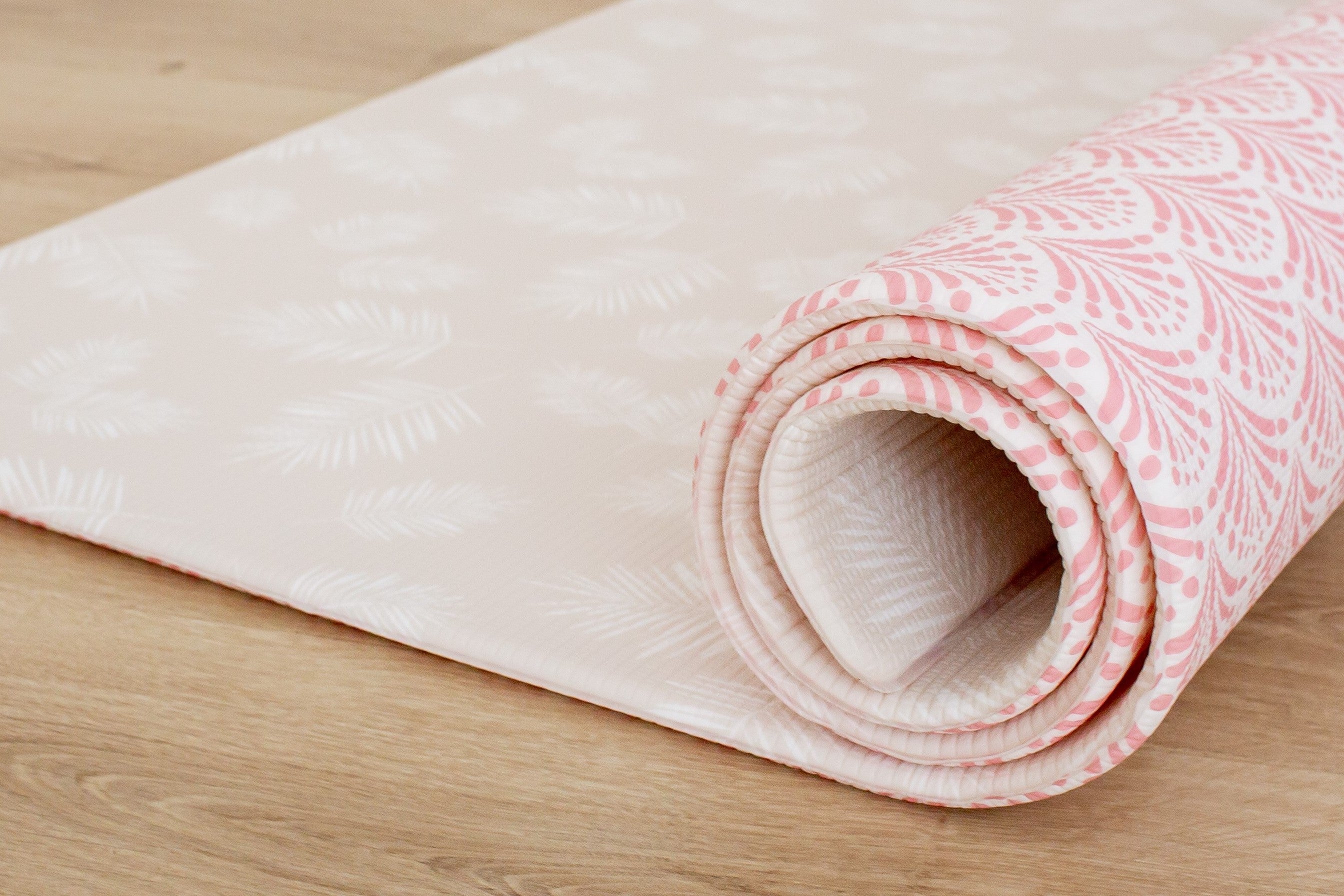 SMALL: Pink Scallops / Neutral Palm Leaf Play Mat