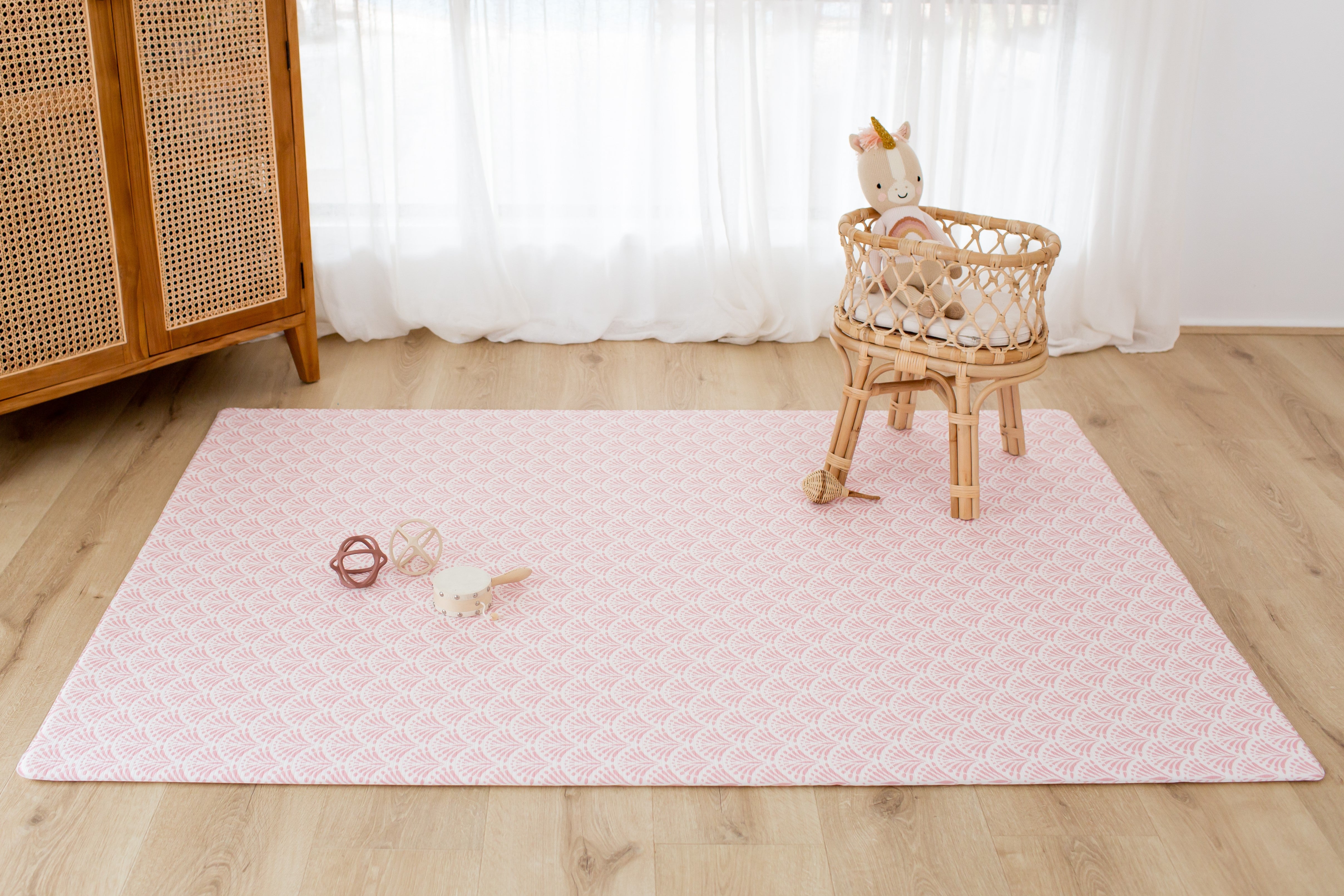 LARGE: Pink Scallops / Neutral Palm Leaf Play Mat