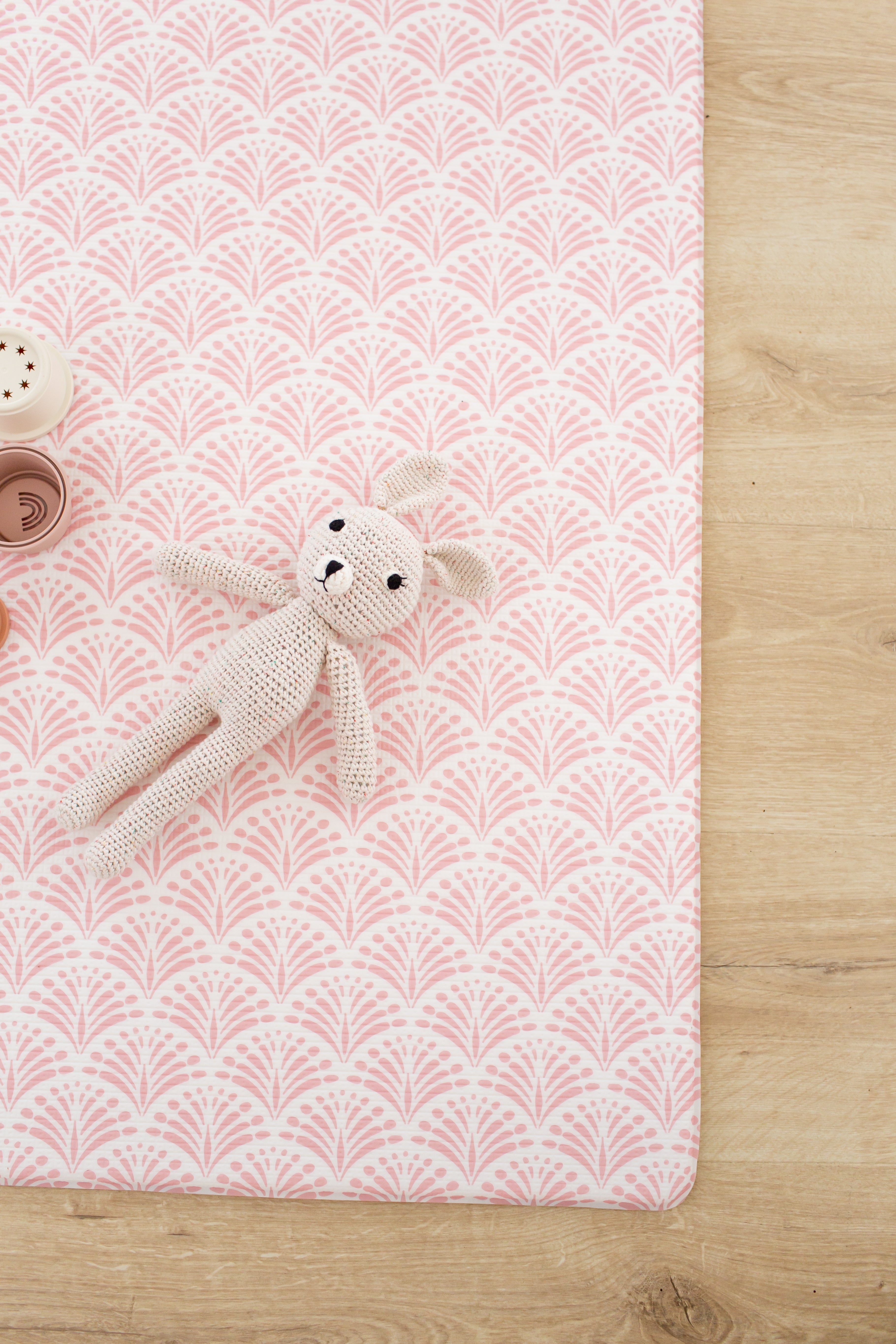 SMALL: Pink Scallops / Neutral Palm Leaf Play Mat