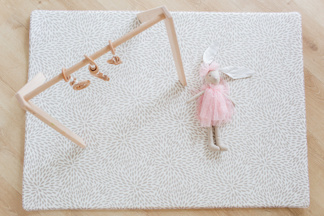 SMALL: Sage Scallops / Petal Play Mat