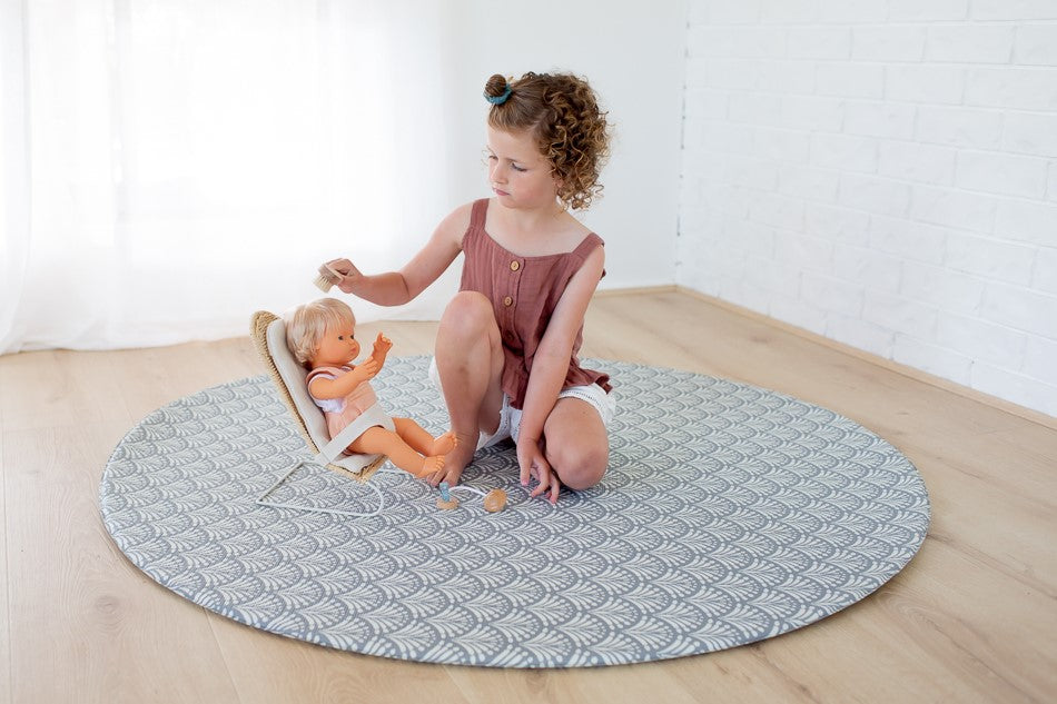 ROUND: Dark Grey Scallops / Clay Stripes Play Mat