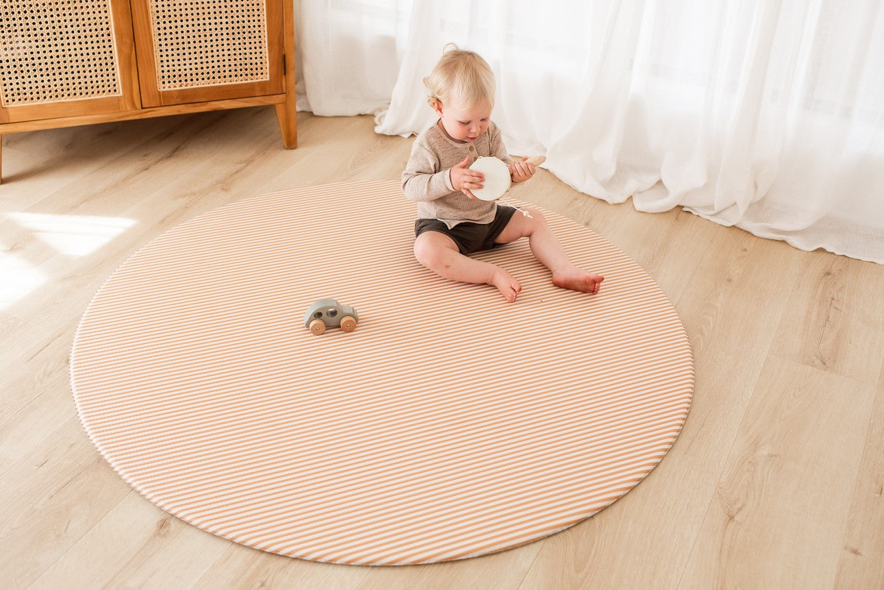 ROUND: Dark Grey Scallops / Clay Stripes Play Mat