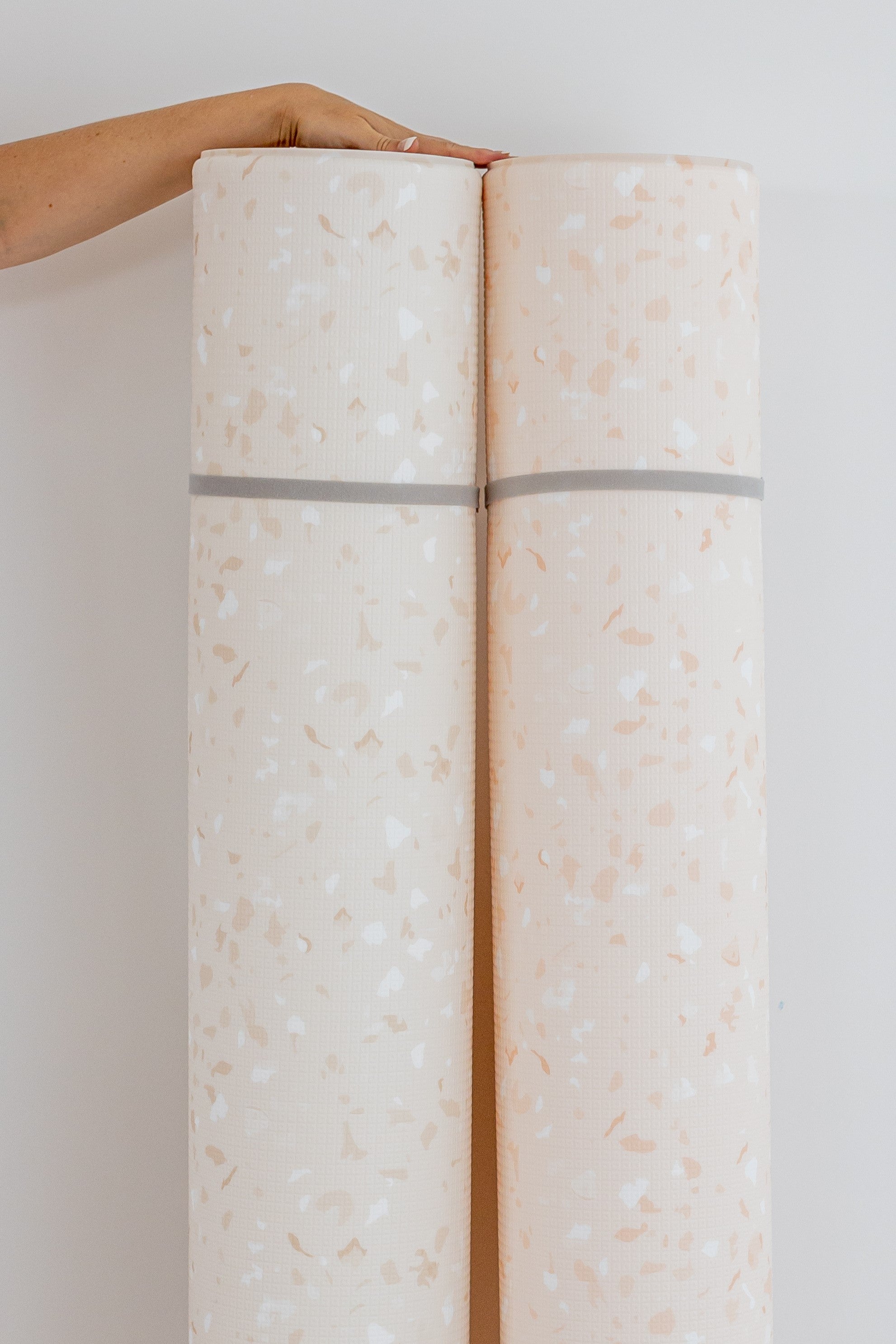 ROUND: Latte Terrazzo / Tuscan Terrazzo Play Mat