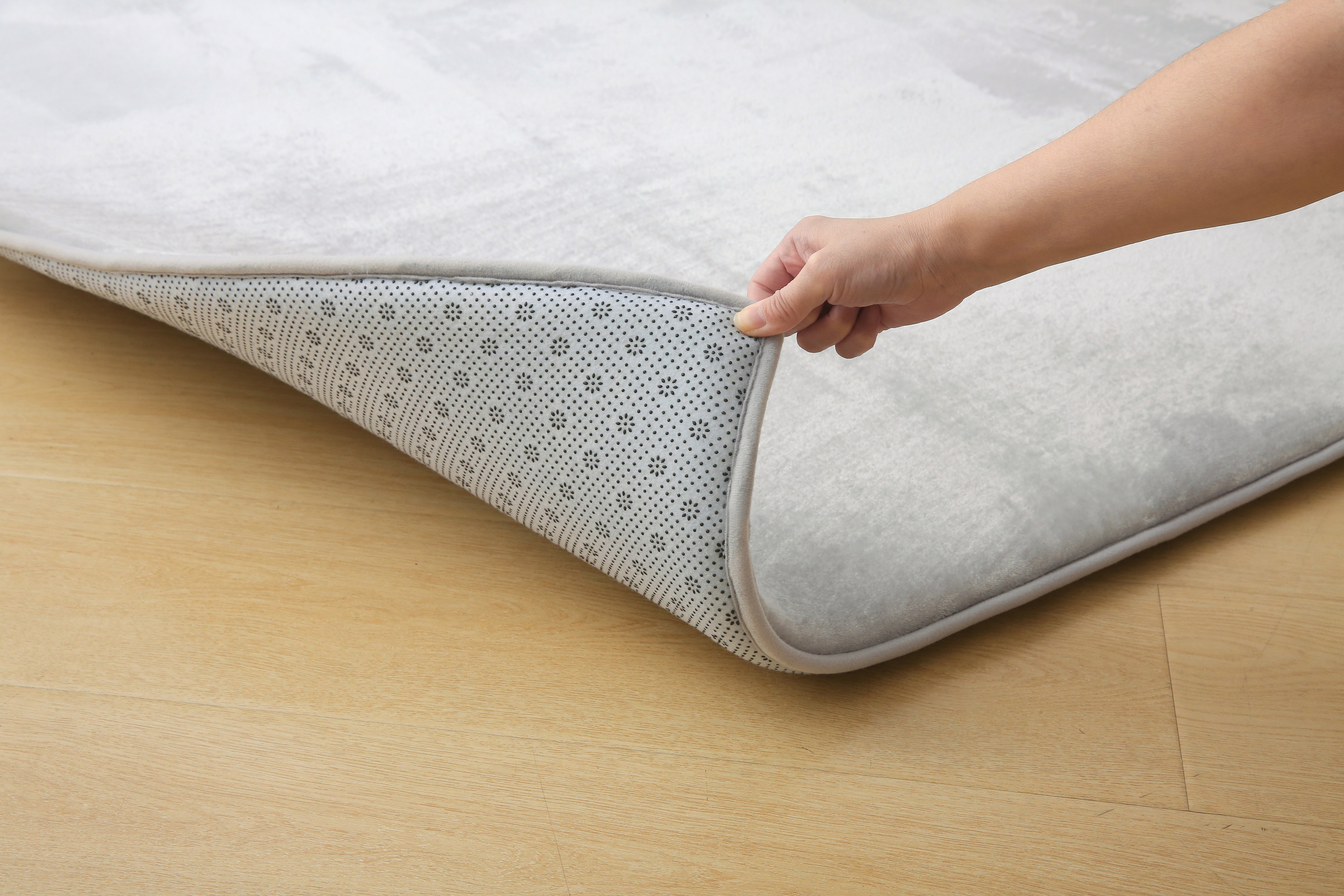 Plush Play Mat – Grey