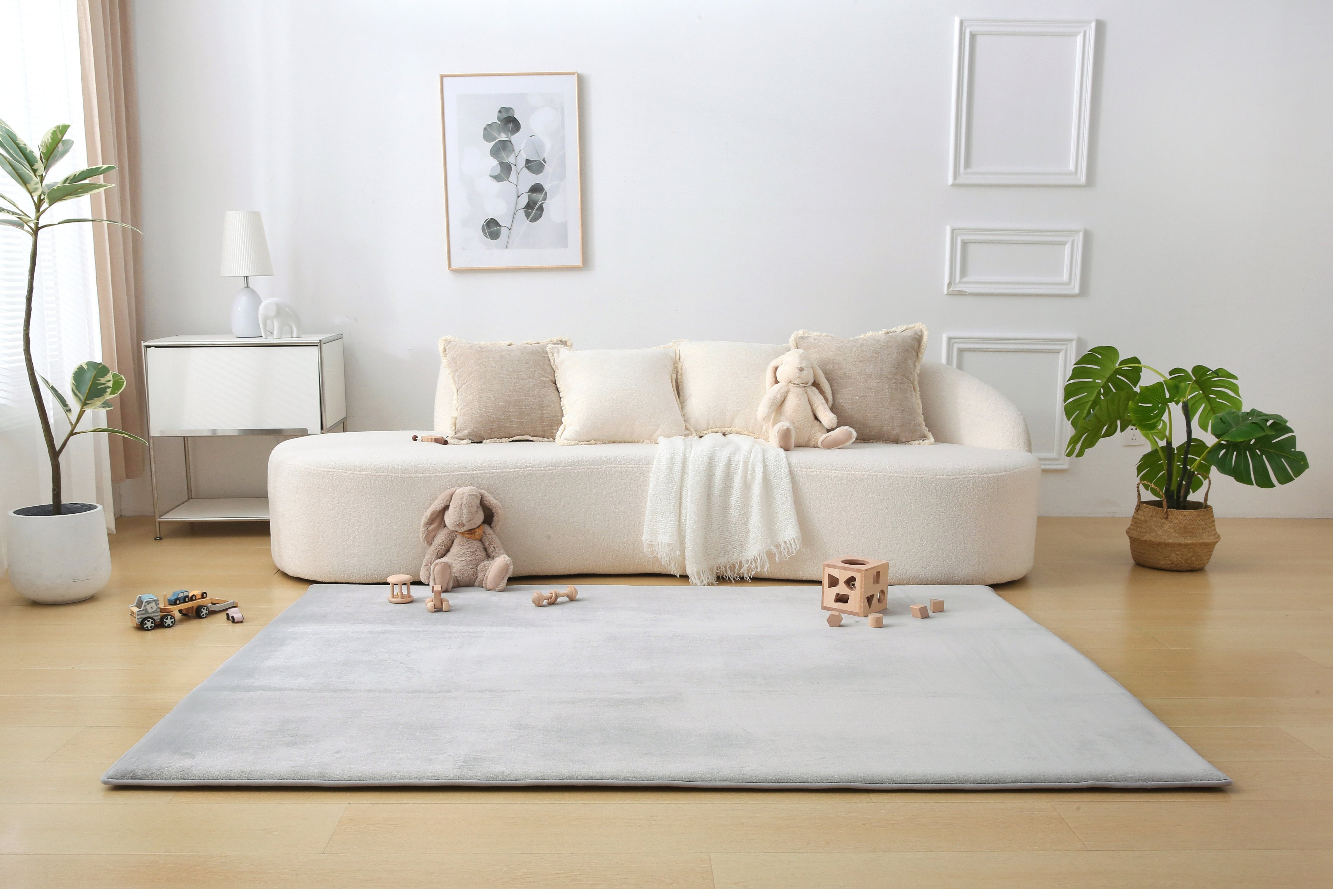 Plush Play Mat – Grey