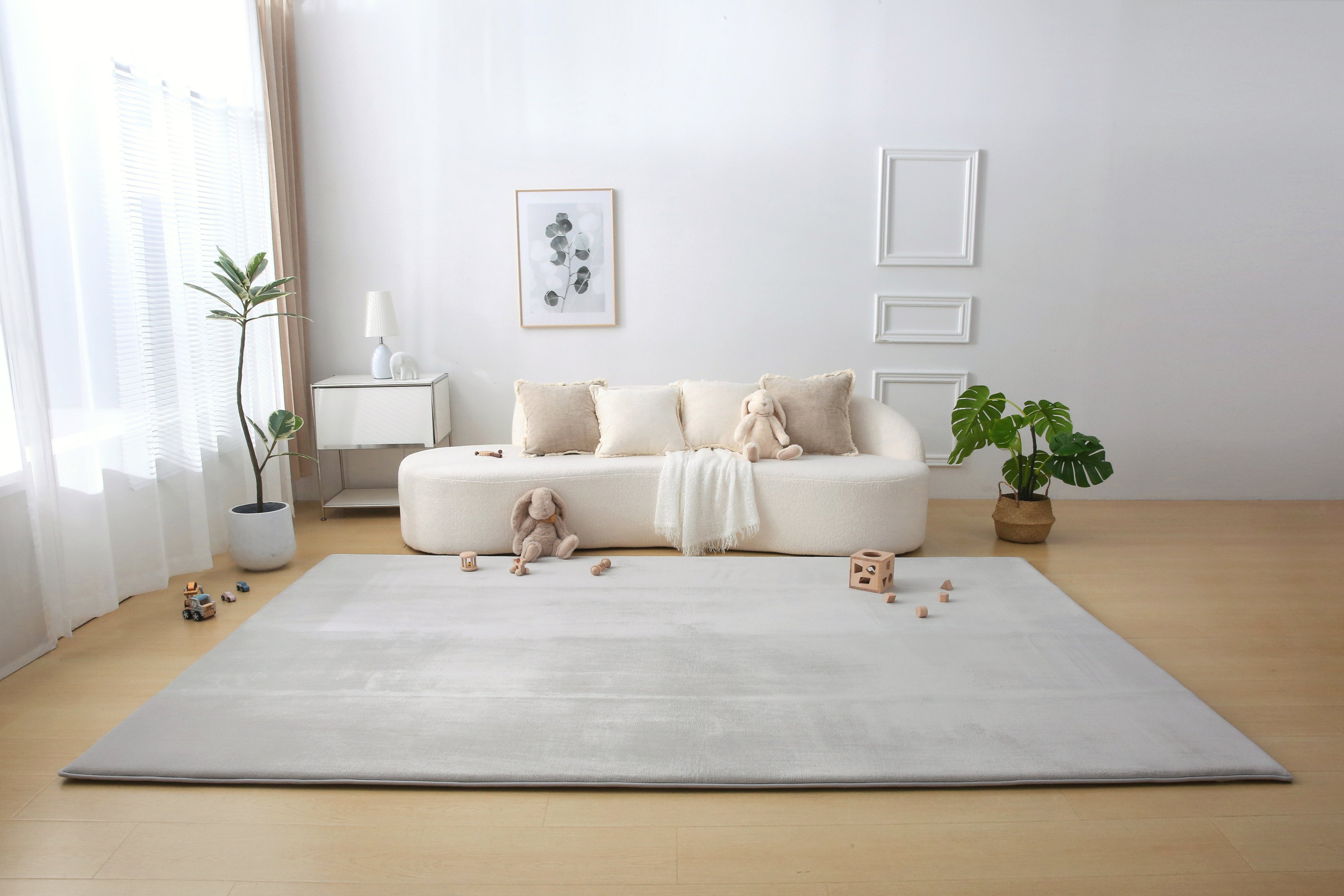 Plush Play Mat – Grey
