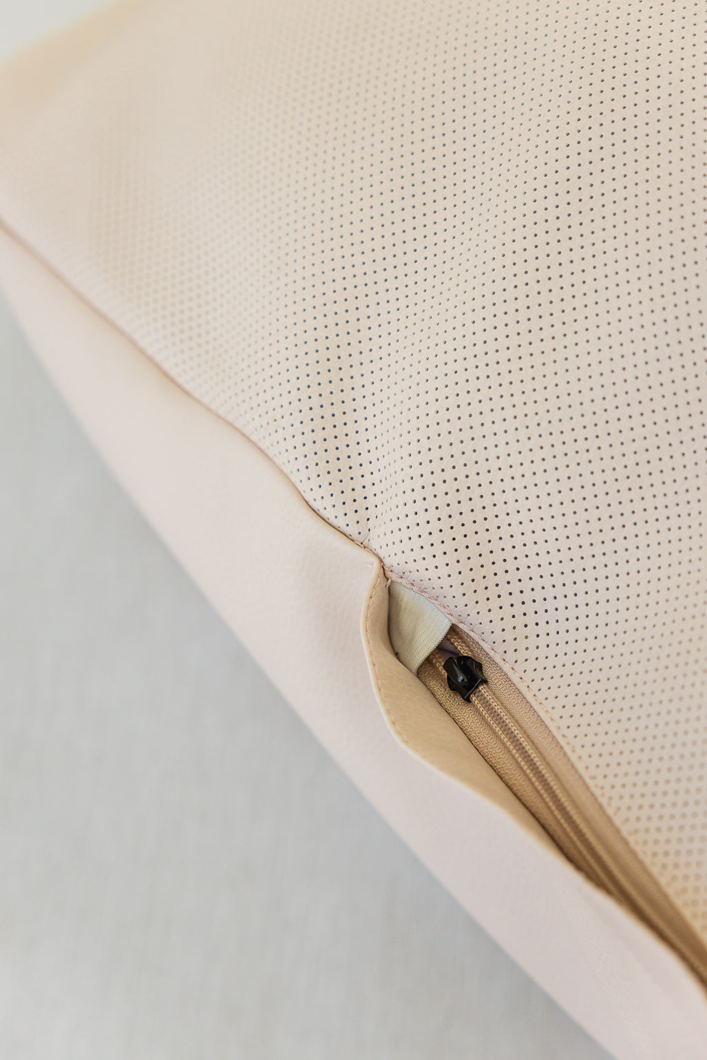 Luxe Mini Lounger - Latte