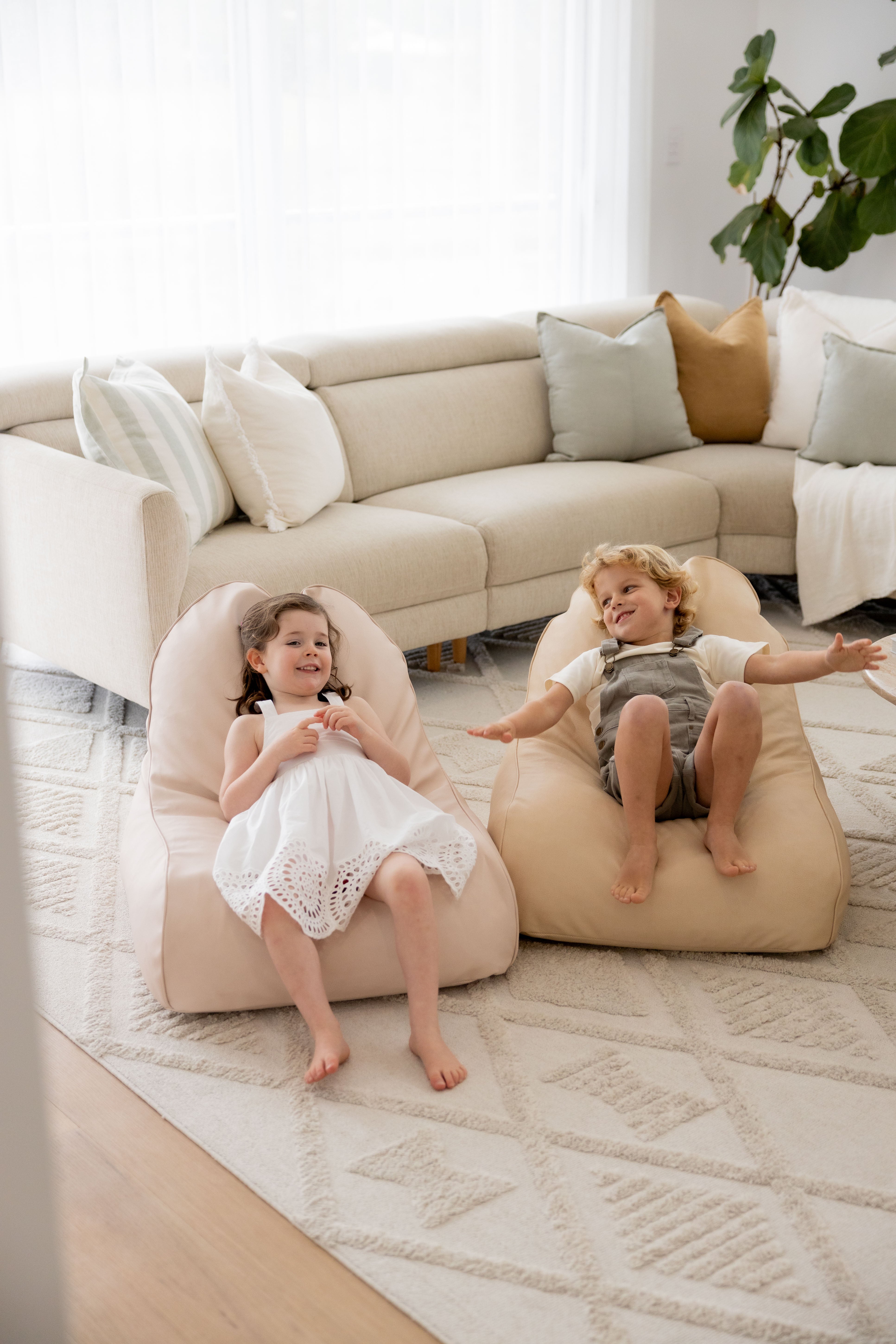 Luxe Mini Lounger - Blush
