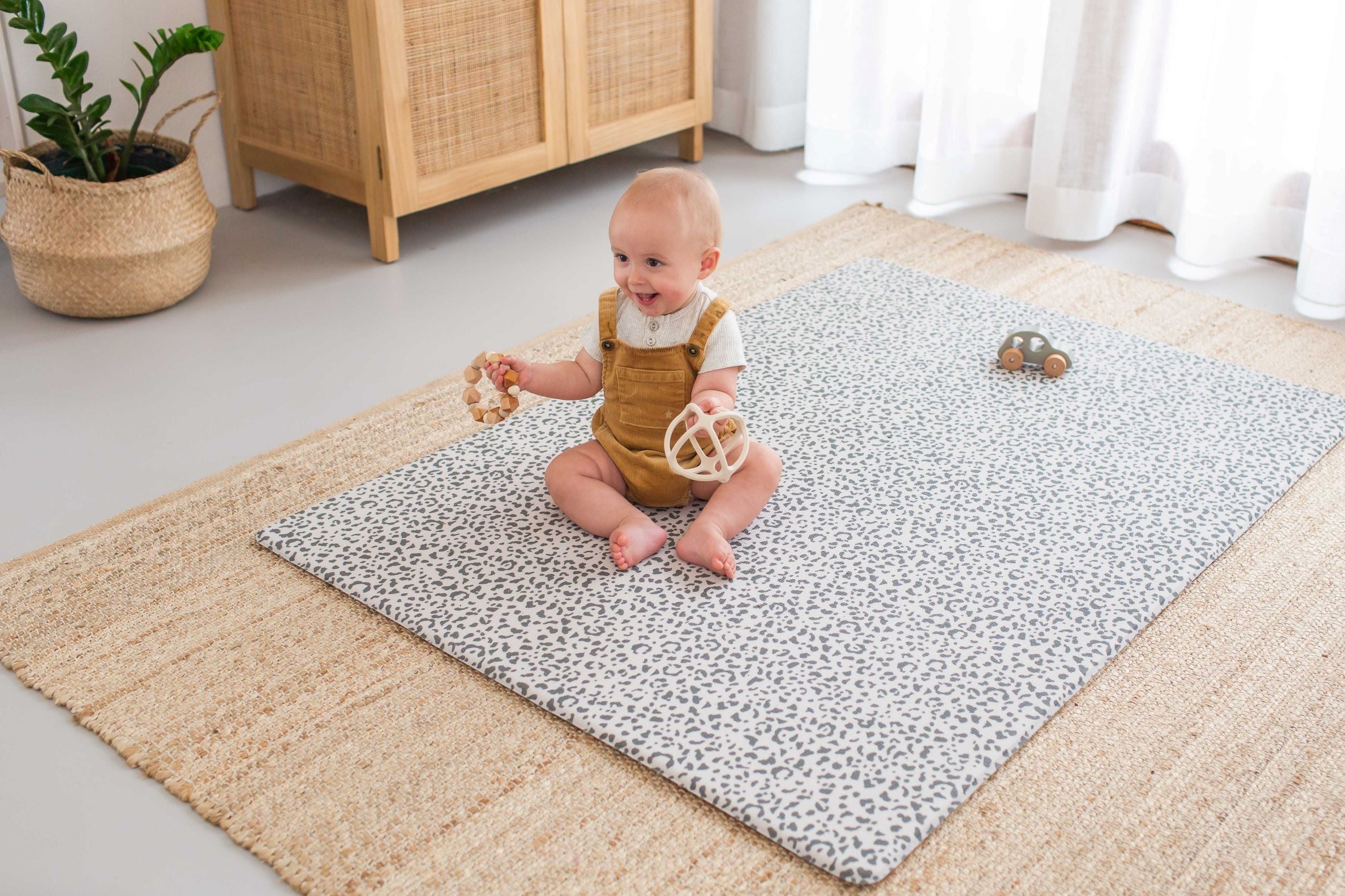 SMALL: Leopard / Neutral Scallops Play Mat