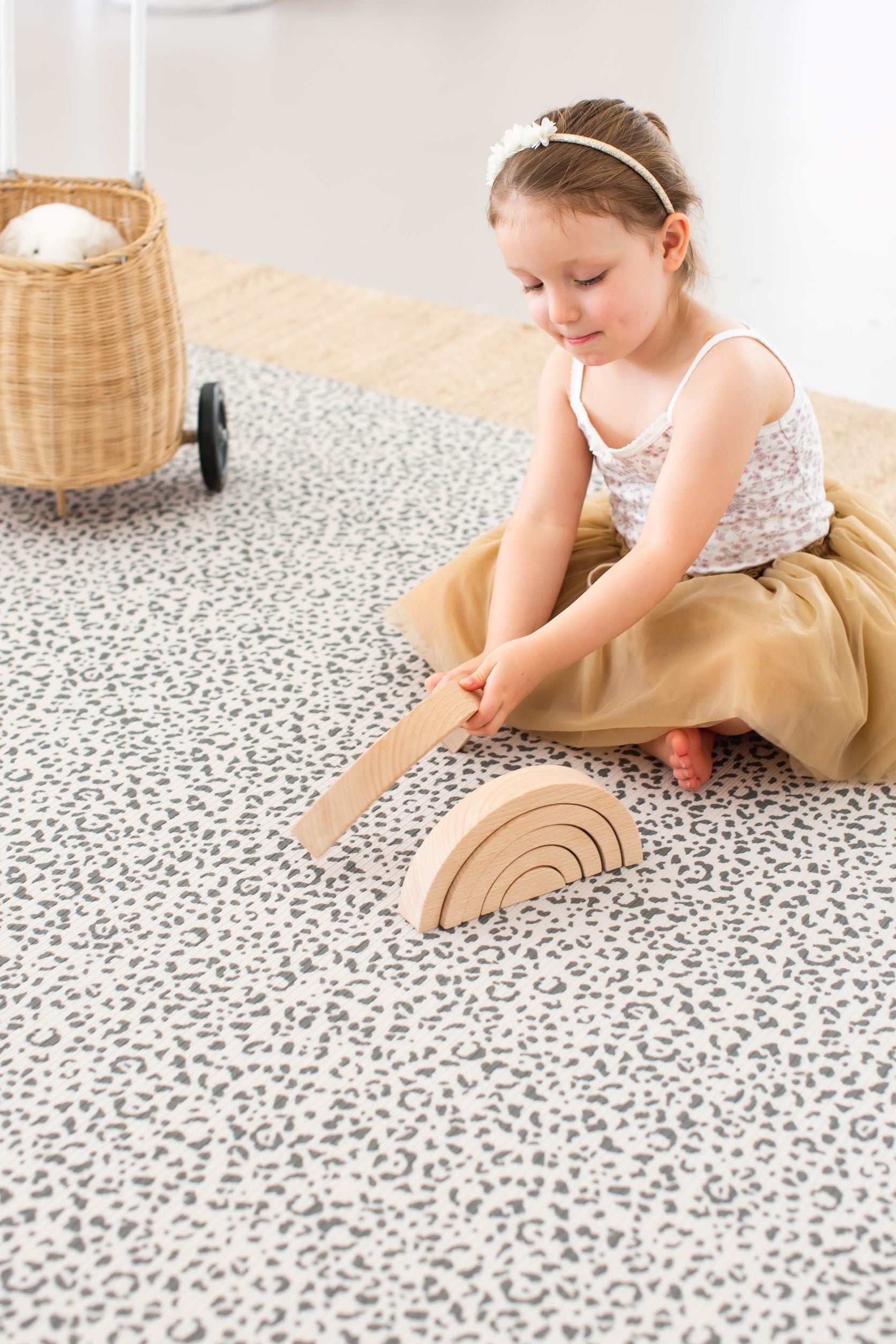 SMALL: Leopard / Neutral Scallops Play Mat