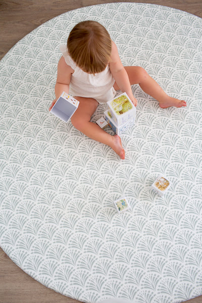 ROUND: Sage Scallops / Petal Play Mat